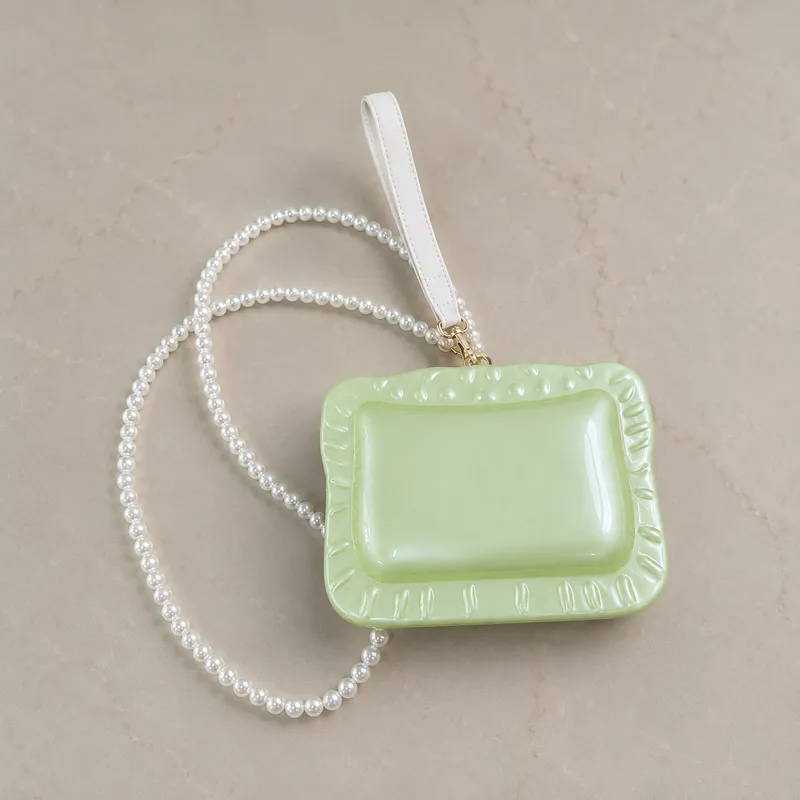 Heterotype Shell Acrylic Bag15