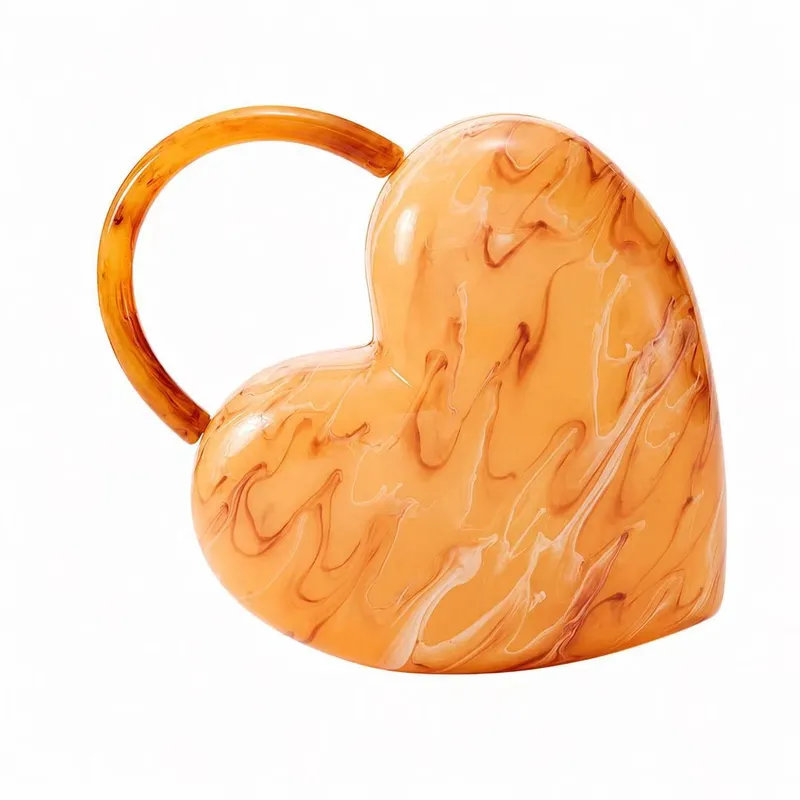 Women's Vintage Heart-Shaped Acrylic Clutch3