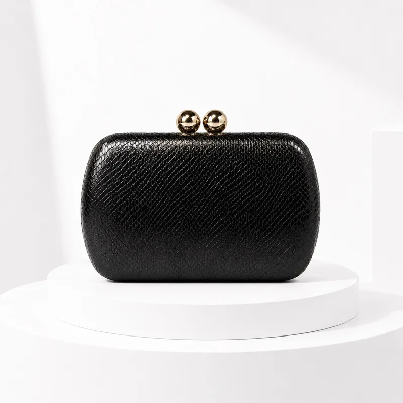 Custom Women’s Clutch Bag2